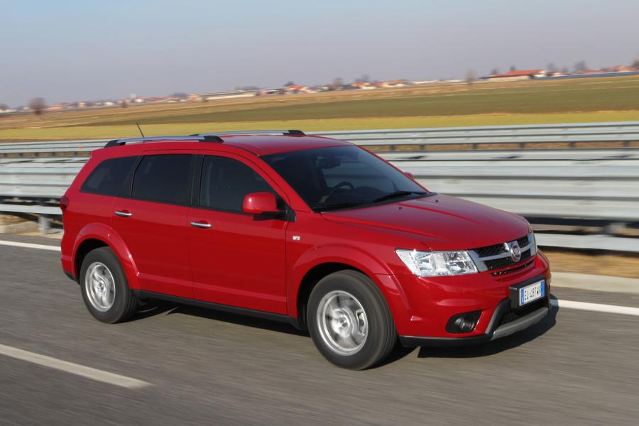  Fiat Freemont AWD 2012 года  (фото 18 из 51)